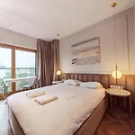 Vipwarsawapartments Sapphire Mennica Apartmán Varšava