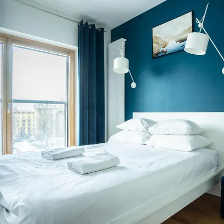 Vipwarsawapartments Sapphire Mennica