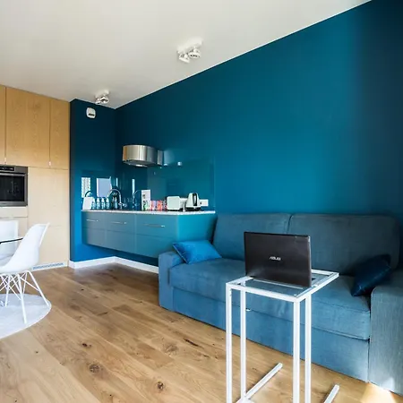 Vipwarsawapartments Sapphire Mennica * Varšava