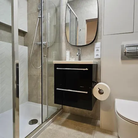 Vipwarsawapartments Sapphire Mennica Lejlighed