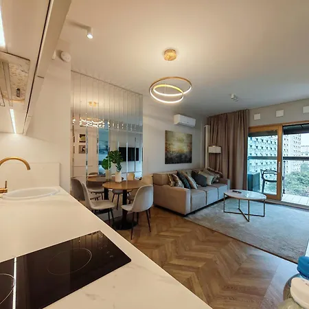 Vipwarsawapartments Sapphire Mennica דירה *
