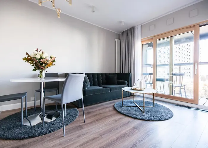 Vipwarsawapartments Sapphire Mennica شقة وارسو