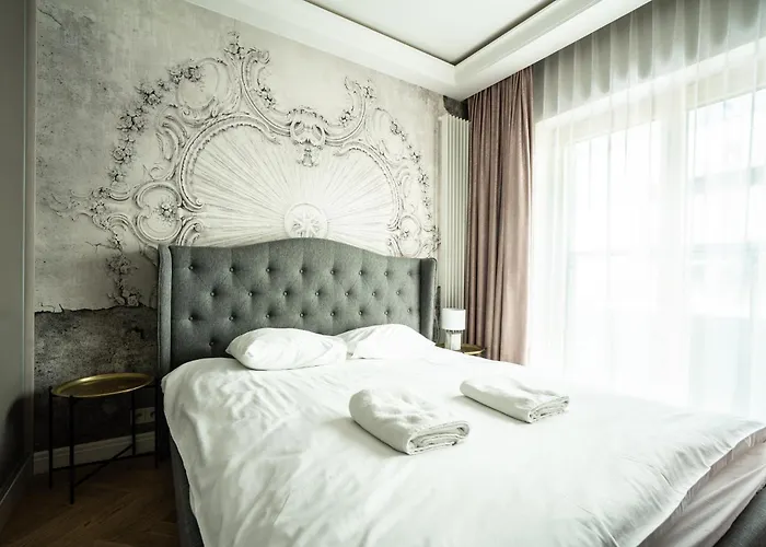 Vipwarsawapartments Sapphire Mennica * وارسو