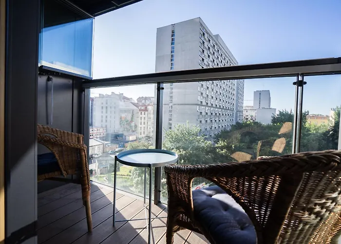 Vipwarsawapartments Sapphire Mennica شقة