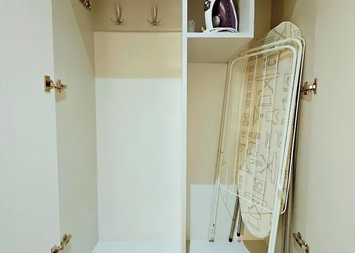 Vipwarsawapartments Sapphire Mennica *