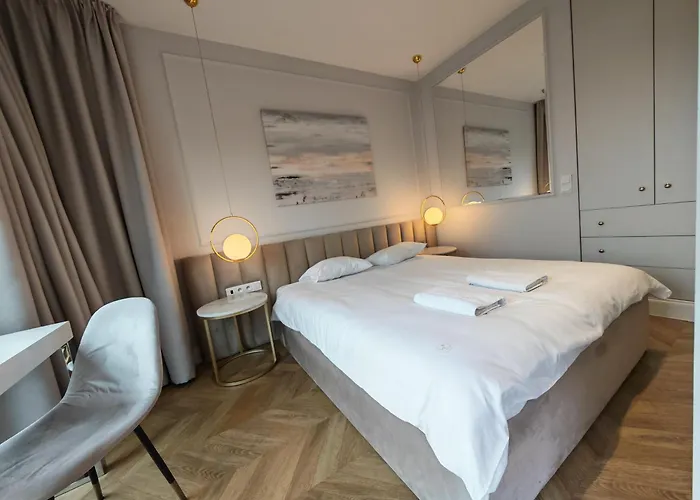 Vipwarsawapartments Sapphire Mennica * وارسو