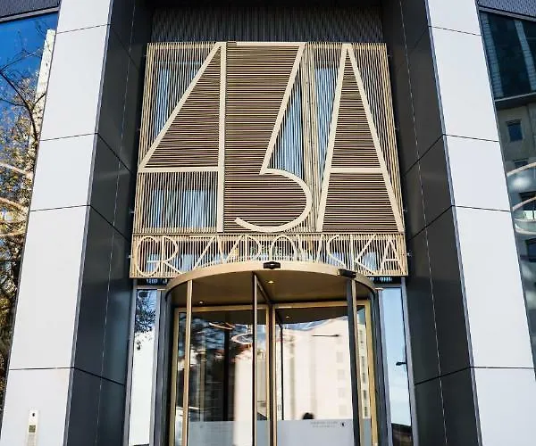 شقة Vipwarsawapartments Sapphire Mennica وارسو