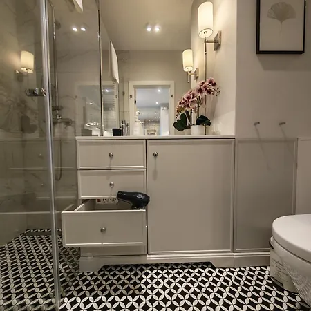Vipwarsawapartments Sapphire Mennica Apartamento