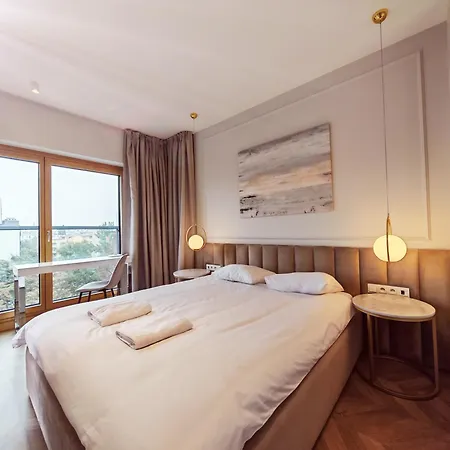Vipwarsawapartments Sapphire Mennica Apartamento Varsóvia
