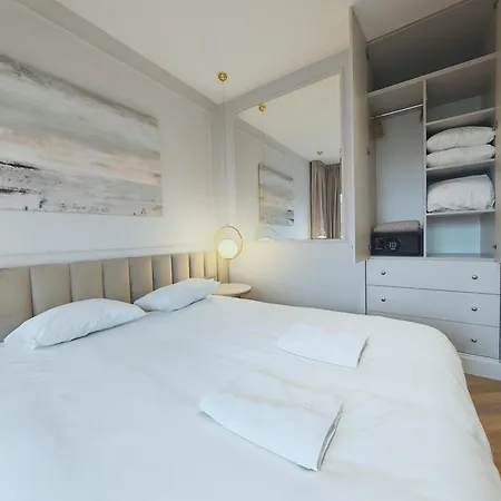 Apartamento Vipwarsawapartments Sapphire Mennica Varsóvia