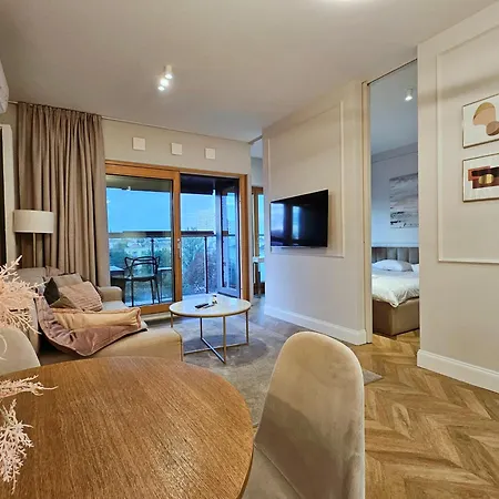 Vipwarsawapartments Sapphire Mennica *