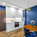 Apartamento Vipwarsawapartments Sapphire Mennica