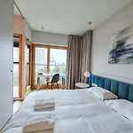 Vipwarsawapartments Sapphire Mennica Apartamento