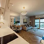 Vipwarsawapartments Sapphire Mennica Apartamento *