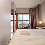 Vipwarsawapartments Sapphire Mennica Apartamento *
