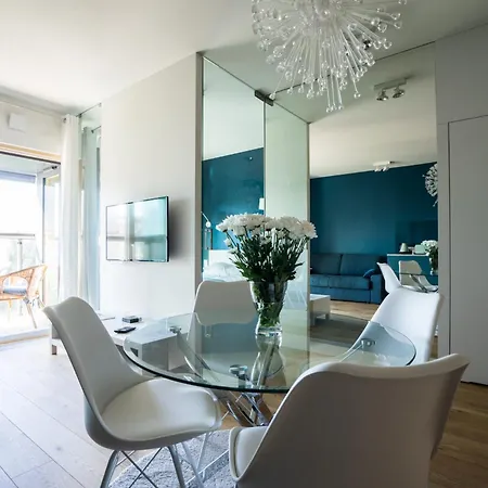 Vipwarsawapartments Sapphire Mennica *