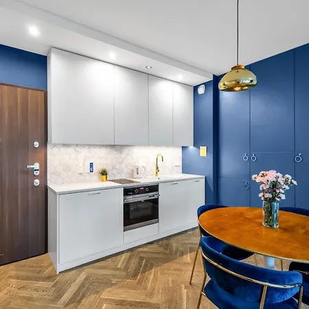 Lejlighed Vipwarsawapartments Sapphire Mennica